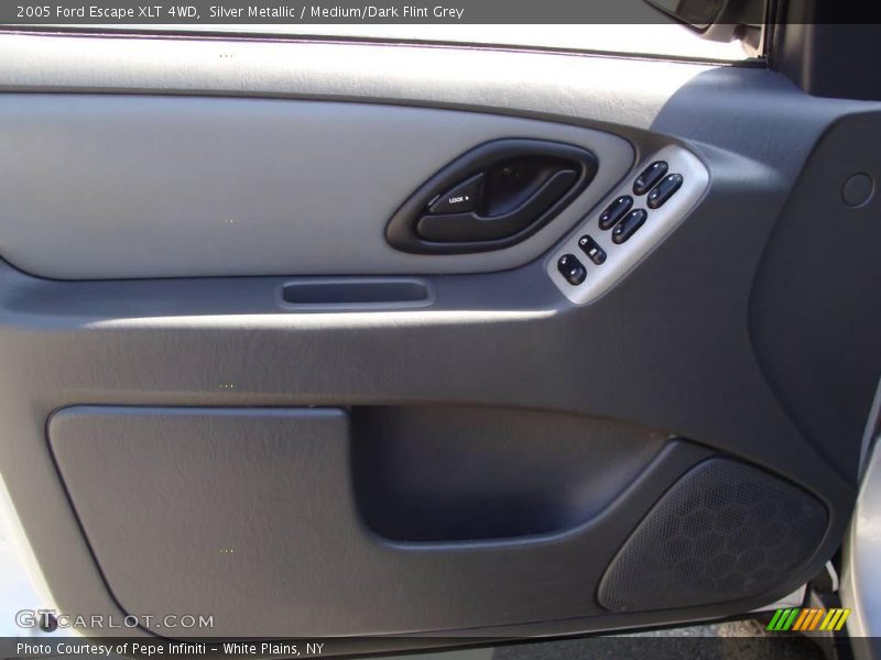 Silver Metallic / Medium/Dark Flint Grey 2005 Ford Escape XLT 4WD