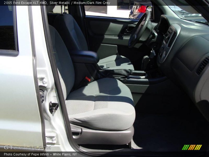 Silver Metallic / Medium/Dark Flint Grey 2005 Ford Escape XLT 4WD