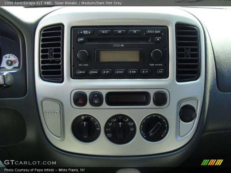 Silver Metallic / Medium/Dark Flint Grey 2005 Ford Escape XLT 4WD