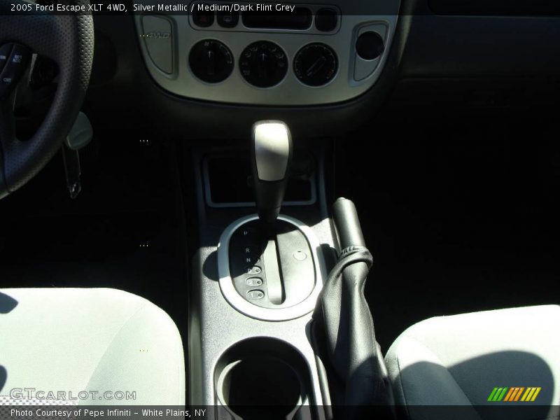 Silver Metallic / Medium/Dark Flint Grey 2005 Ford Escape XLT 4WD