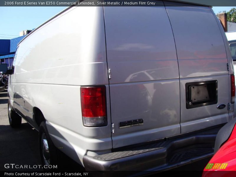 Silver Metallic / Medium Flint Grey 2006 Ford E Series Van E350 Commercial Extended