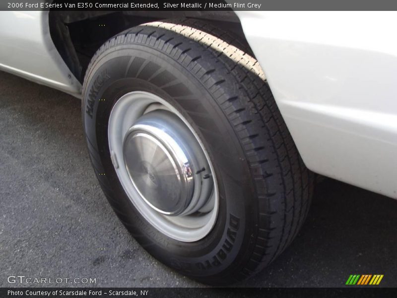 Silver Metallic / Medium Flint Grey 2006 Ford E Series Van E350 Commercial Extended
