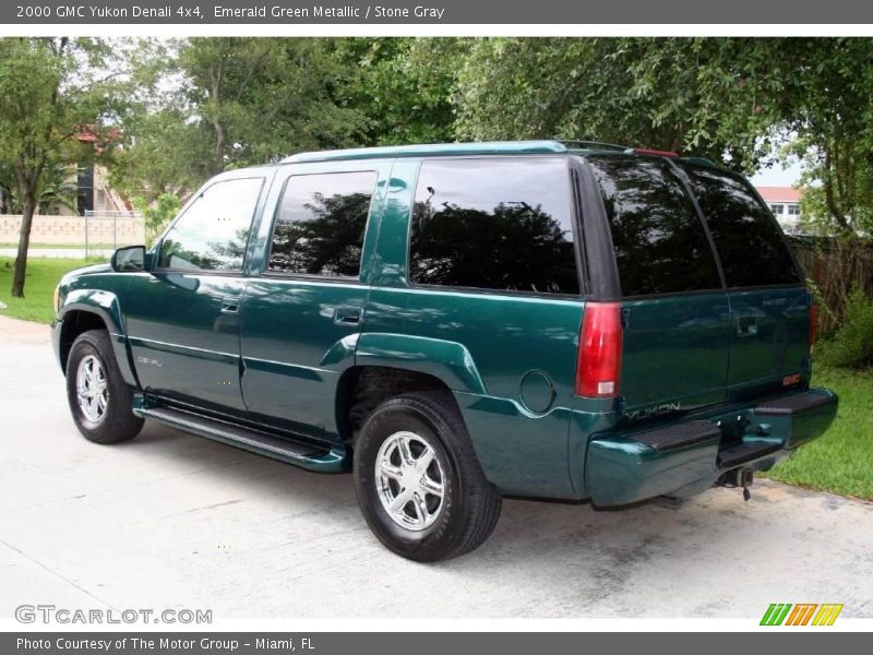 Emerald Green Metallic / Stone Gray 2000 GMC Yukon Denali 4x4