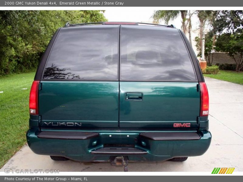 Emerald Green Metallic / Stone Gray 2000 GMC Yukon Denali 4x4