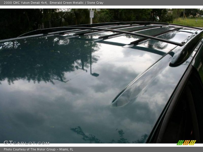 Emerald Green Metallic / Stone Gray 2000 GMC Yukon Denali 4x4