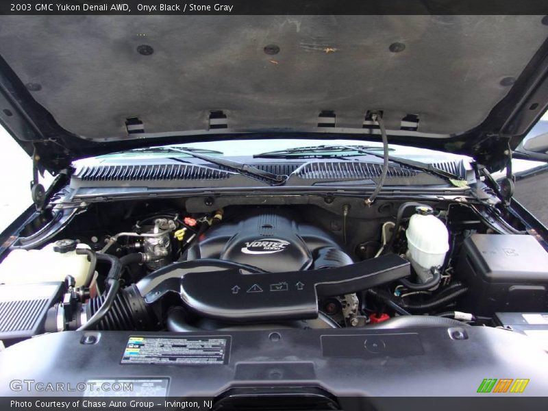 Onyx Black / Stone Gray 2003 GMC Yukon Denali AWD