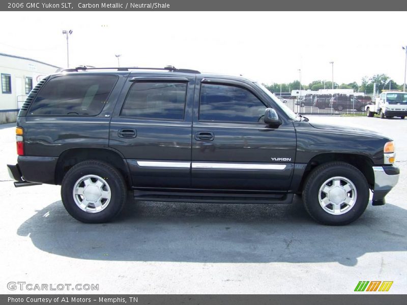 Carbon Metallic / Neutral/Shale 2006 GMC Yukon SLT