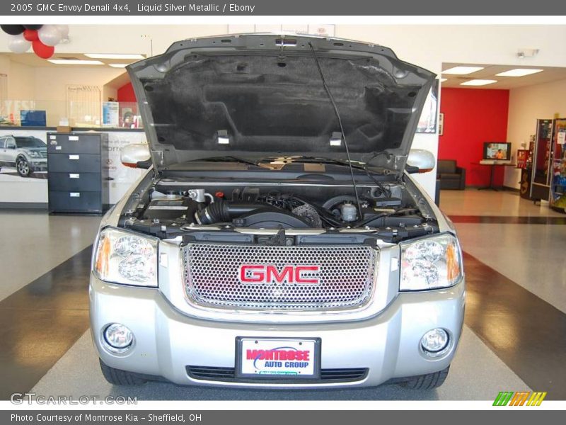 Liquid Silver Metallic / Ebony 2005 GMC Envoy Denali 4x4