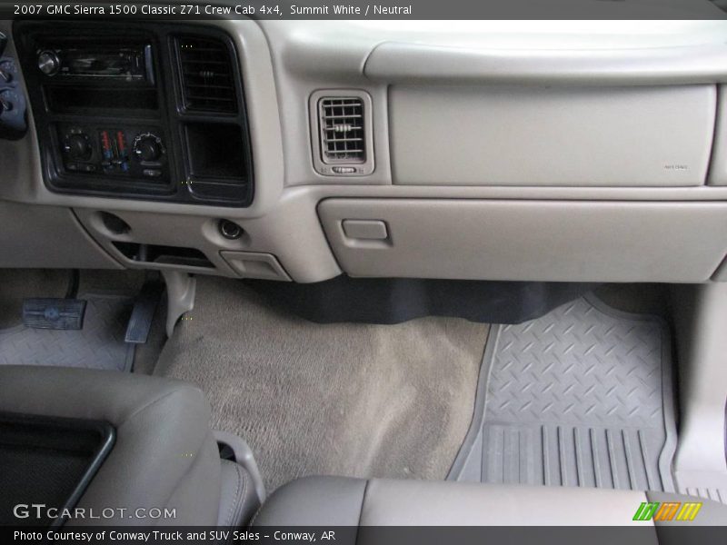 Summit White / Neutral 2007 GMC Sierra 1500 Classic Z71 Crew Cab 4x4