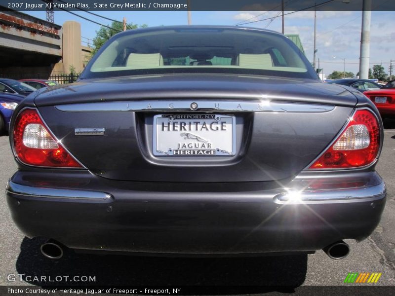Slate Grey Metallic / Champagne 2007 Jaguar XJ Vanden Plas