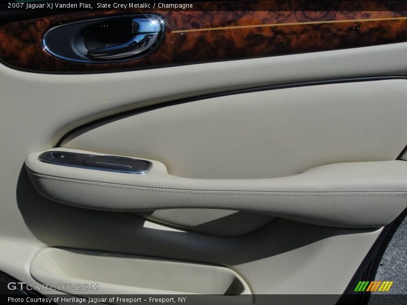 Slate Grey Metallic / Champagne 2007 Jaguar XJ Vanden Plas