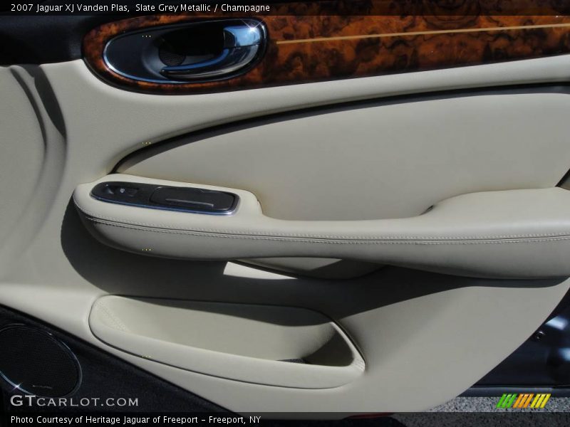 Slate Grey Metallic / Champagne 2007 Jaguar XJ Vanden Plas