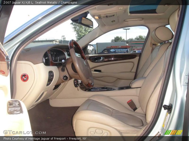 Seafrost Metallic / Champagne 2007 Jaguar XJ XJ8 L
