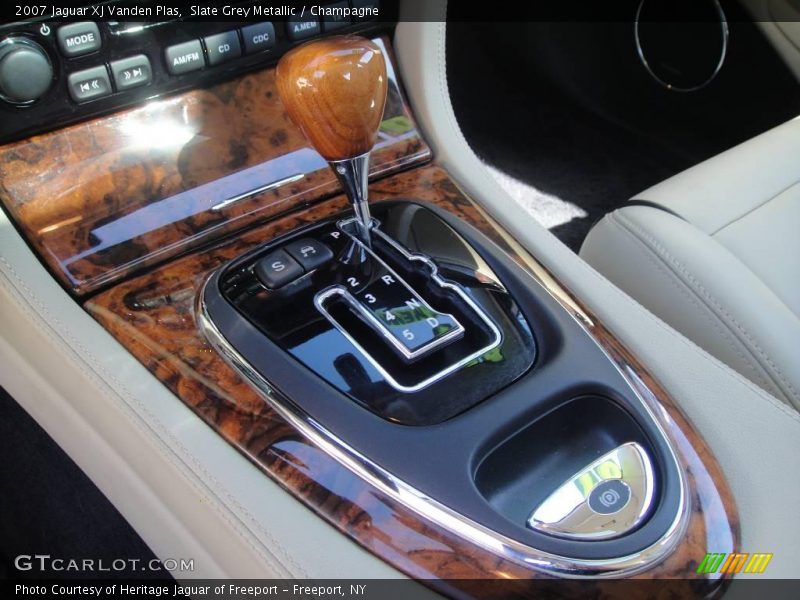 Slate Grey Metallic / Champagne 2007 Jaguar XJ Vanden Plas