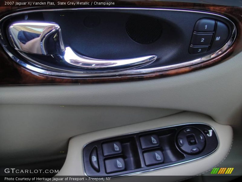 Slate Grey Metallic / Champagne 2007 Jaguar XJ Vanden Plas