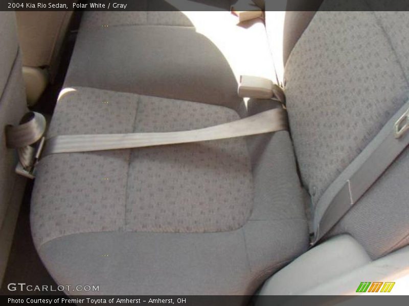 Polar White / Gray 2004 Kia Rio Sedan