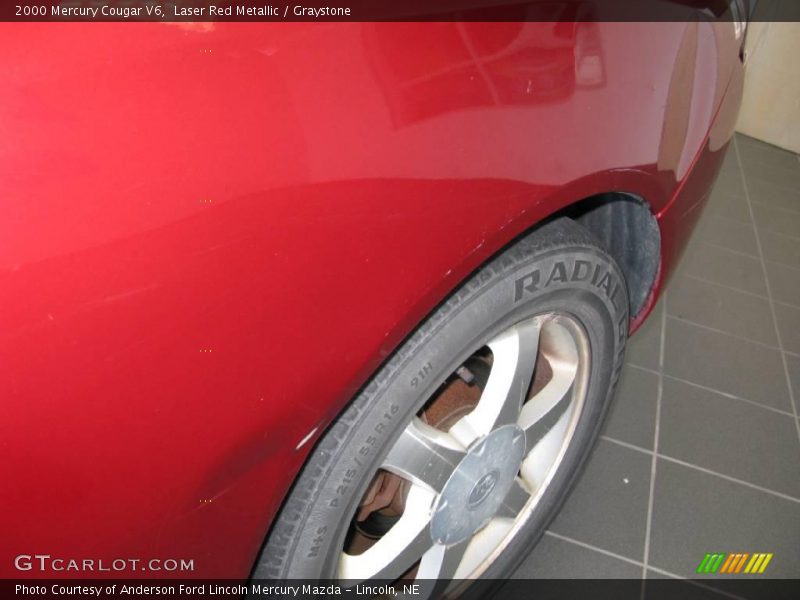 Laser Red Metallic / Graystone 2000 Mercury Cougar V6