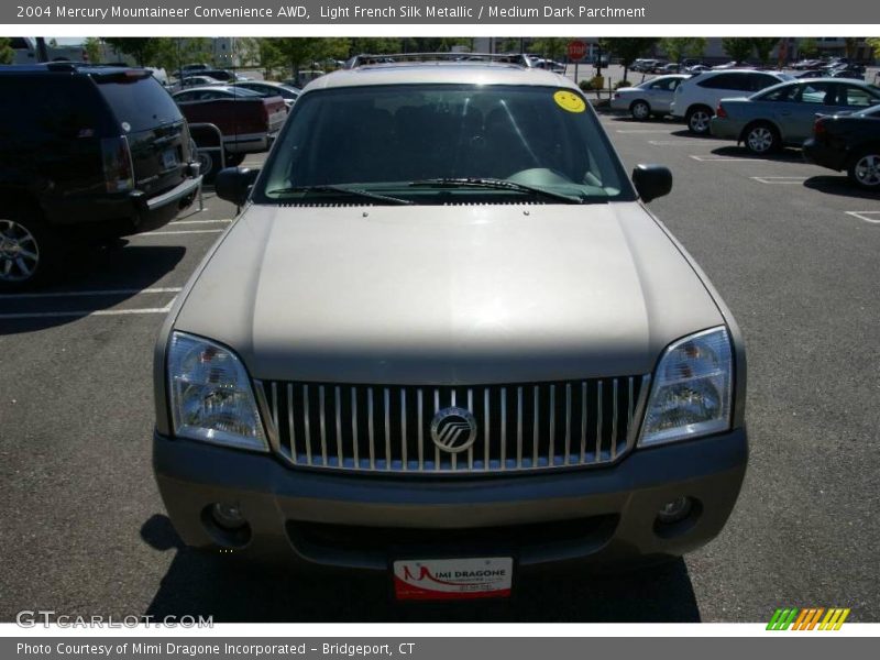 Light French Silk Metallic / Medium Dark Parchment 2004 Mercury Mountaineer Convenience AWD