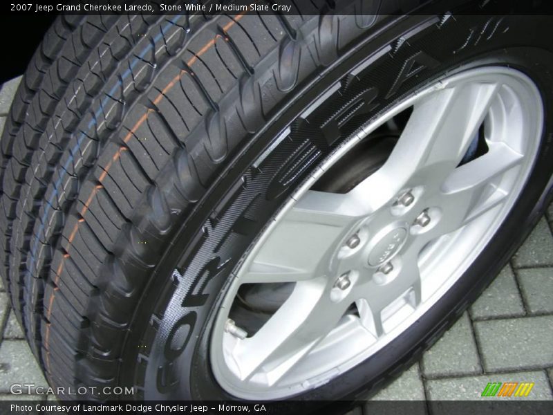 Stone White / Medium Slate Gray 2007 Jeep Grand Cherokee Laredo