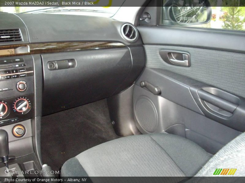 Black Mica / Black 2007 Mazda MAZDA3 i Sedan