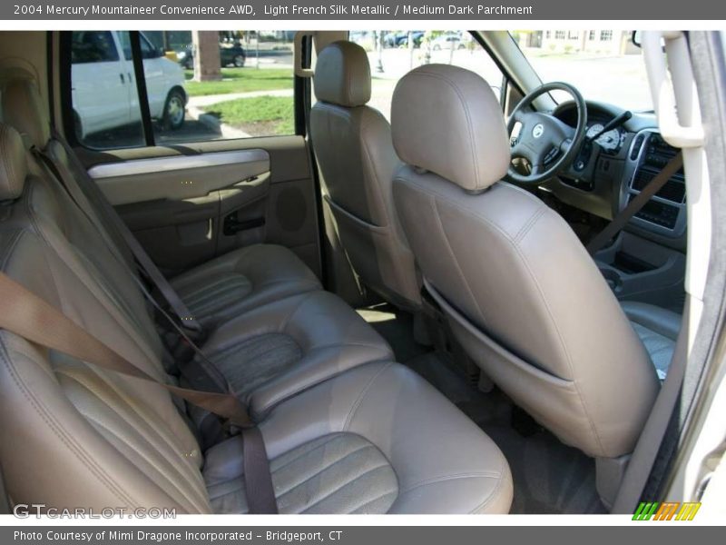 Light French Silk Metallic / Medium Dark Parchment 2004 Mercury Mountaineer Convenience AWD