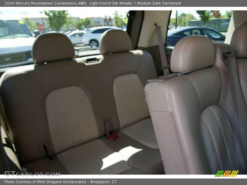 Light French Silk Metallic / Medium Dark Parchment 2004 Mercury Mountaineer Convenience AWD