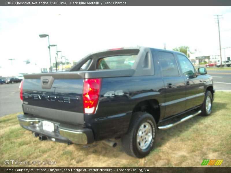 Dark Blue Metallic / Dark Charcoal 2004 Chevrolet Avalanche 1500 4x4