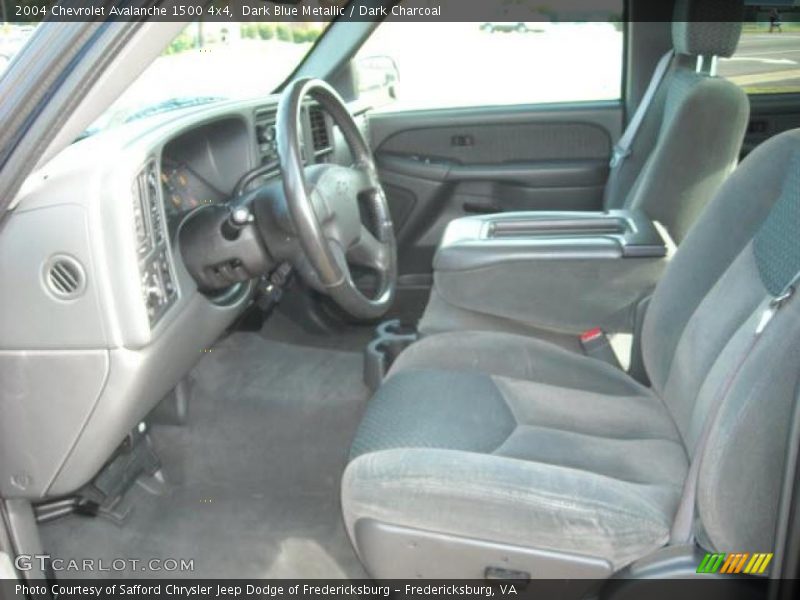 Dark Blue Metallic / Dark Charcoal 2004 Chevrolet Avalanche 1500 4x4