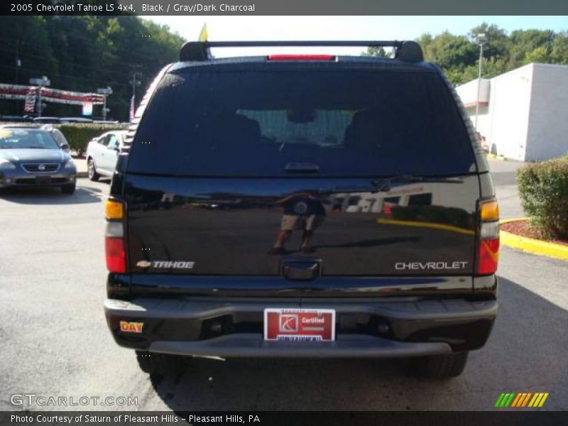 Black / Gray/Dark Charcoal 2005 Chevrolet Tahoe LS 4x4