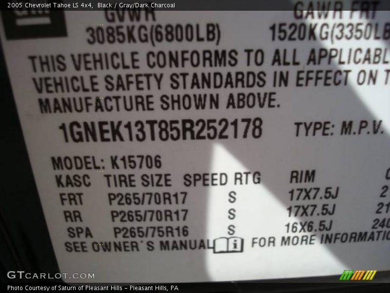 Black / Gray/Dark Charcoal 2005 Chevrolet Tahoe LS 4x4