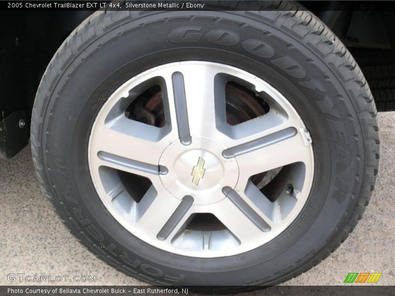 Silverstone Metallic / Ebony 2005 Chevrolet TrailBlazer EXT LT 4x4