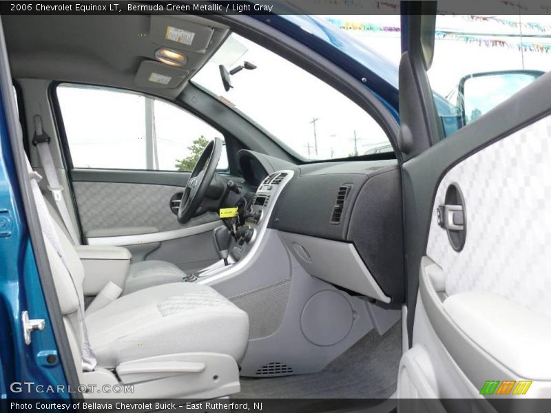 Bermuda Green Metallic / Light Gray 2006 Chevrolet Equinox LT