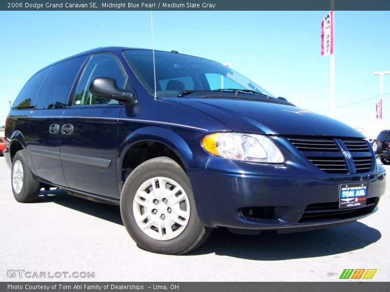 Midnight Blue Pearl / Medium Slate Gray 2006 Dodge Grand Caravan SE