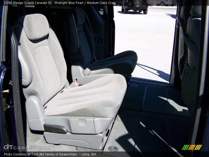Midnight Blue Pearl / Medium Slate Gray 2006 Dodge Grand Caravan SE
