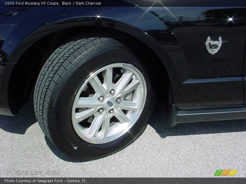 Black / Dark Charcoal 2009 Ford Mustang V6 Coupe