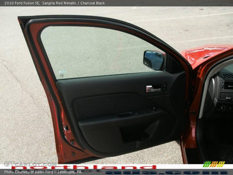 Sangria Red Metallic / Charcoal Black 2010 Ford Fusion SE