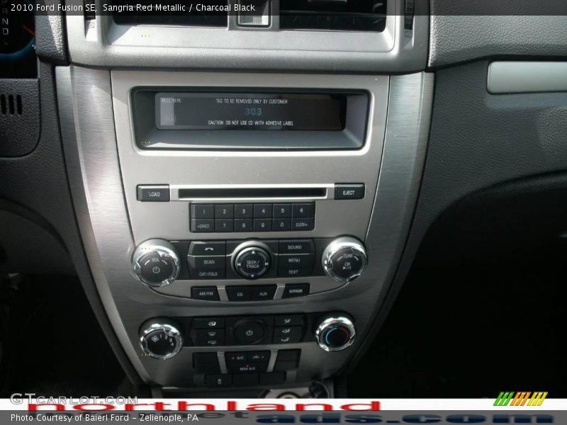 Sangria Red Metallic / Charcoal Black 2010 Ford Fusion SE