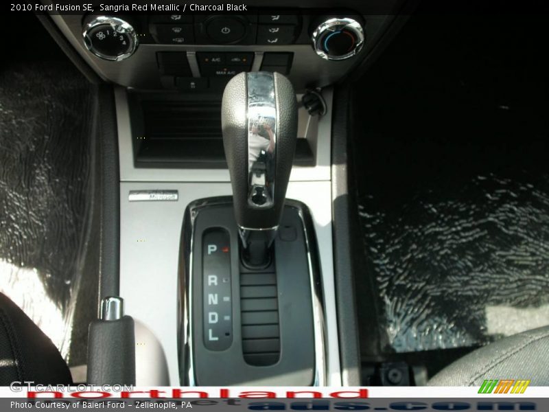 Sangria Red Metallic / Charcoal Black 2010 Ford Fusion SE