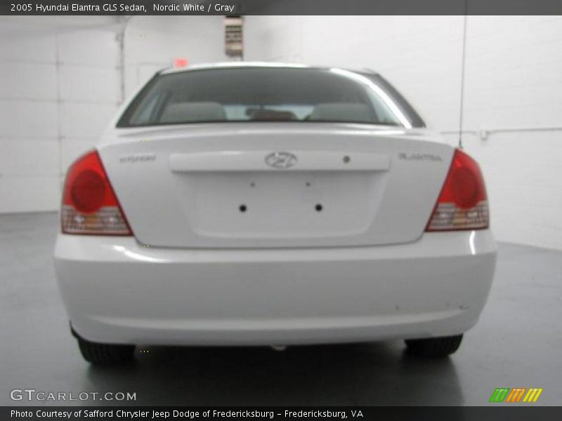 Nordic White / Gray 2005 Hyundai Elantra GLS Sedan