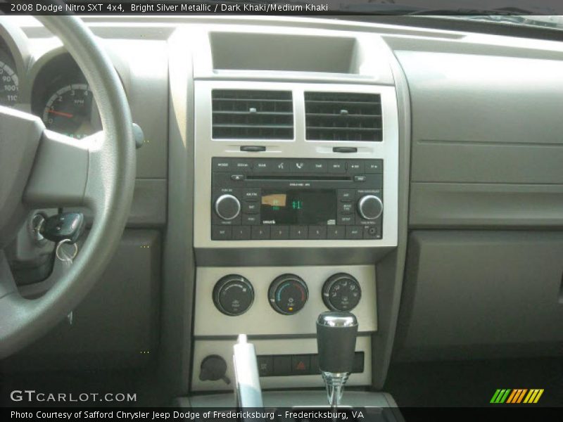 Bright Silver Metallic / Dark Khaki/Medium Khaki 2008 Dodge Nitro SXT 4x4
