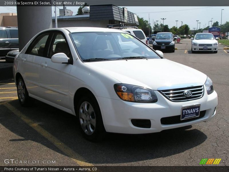 Clear White / Beige 2009 Kia Spectra EX Sedan