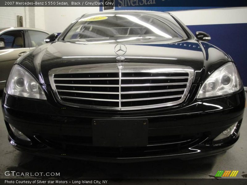 Black / Grey/Dark Grey 2007 Mercedes-Benz S 550 Sedan