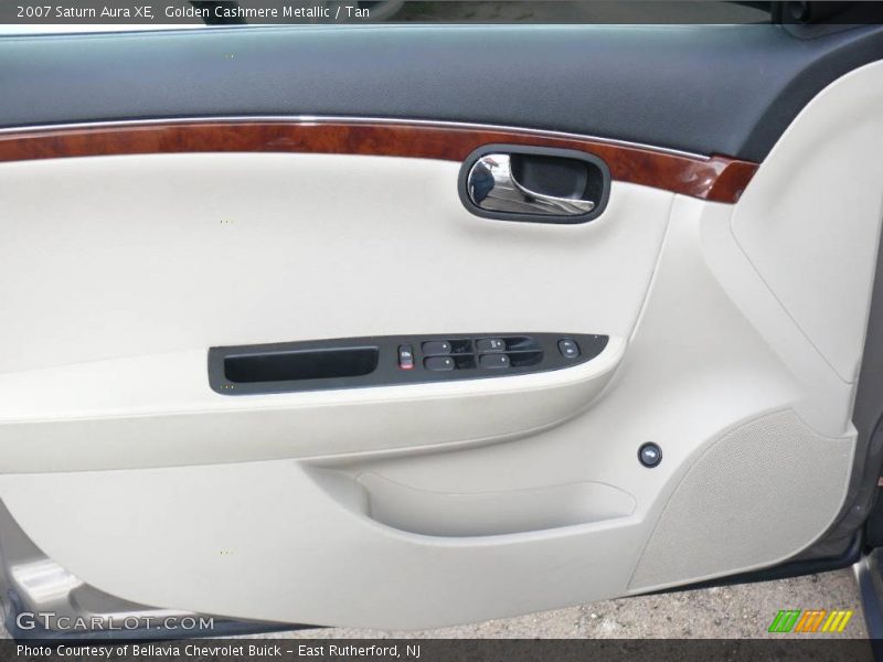 Golden Cashmere Metallic / Tan 2007 Saturn Aura XE