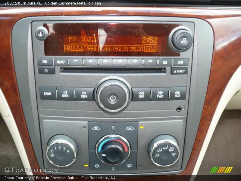 Golden Cashmere Metallic / Tan 2007 Saturn Aura XE