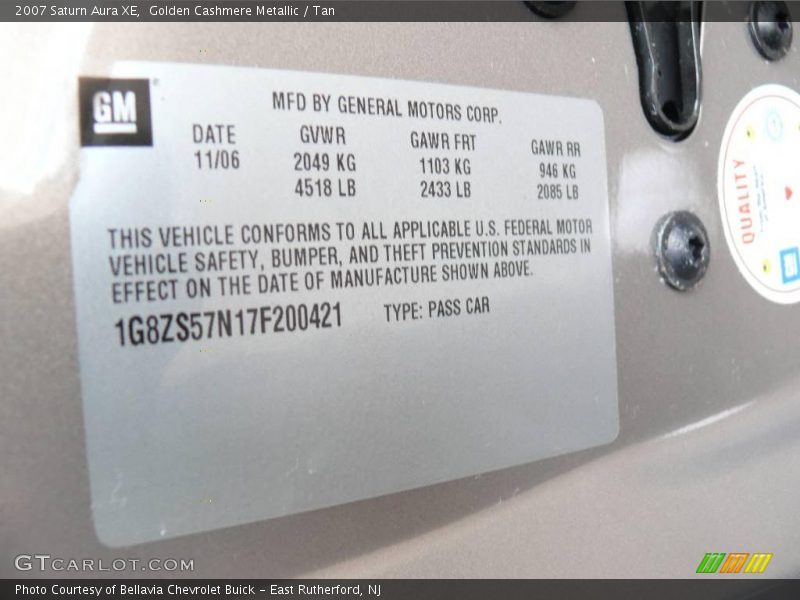 Golden Cashmere Metallic / Tan 2007 Saturn Aura XE