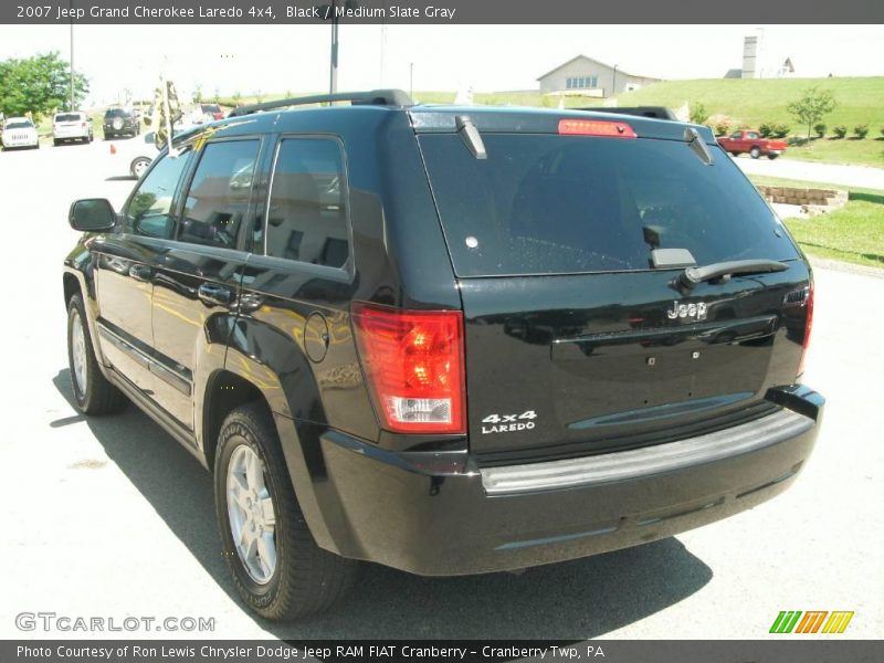 Black / Medium Slate Gray 2007 Jeep Grand Cherokee Laredo 4x4