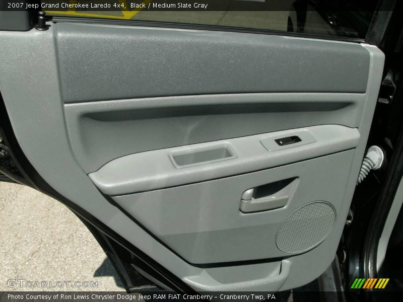 Black / Medium Slate Gray 2007 Jeep Grand Cherokee Laredo 4x4