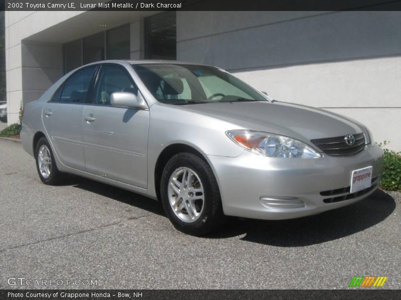 Lunar Mist Metallic / Dark Charcoal 2002 Toyota Camry LE