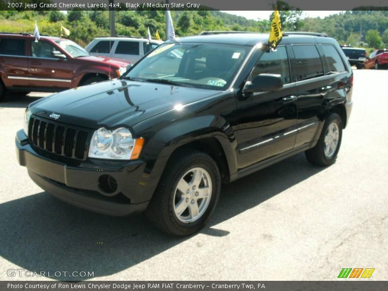 Black / Medium Slate Gray 2007 Jeep Grand Cherokee Laredo 4x4