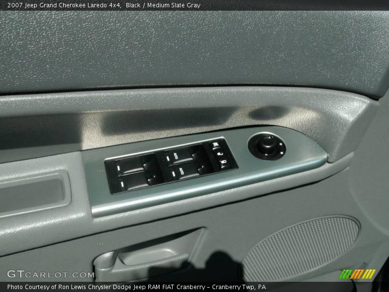 Black / Medium Slate Gray 2007 Jeep Grand Cherokee Laredo 4x4